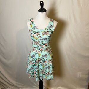 Divided patterned casual dress
